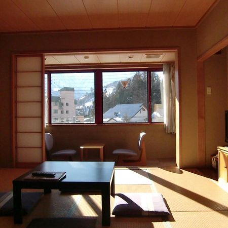 Hakuba Hotel Ougiya Exterior photo